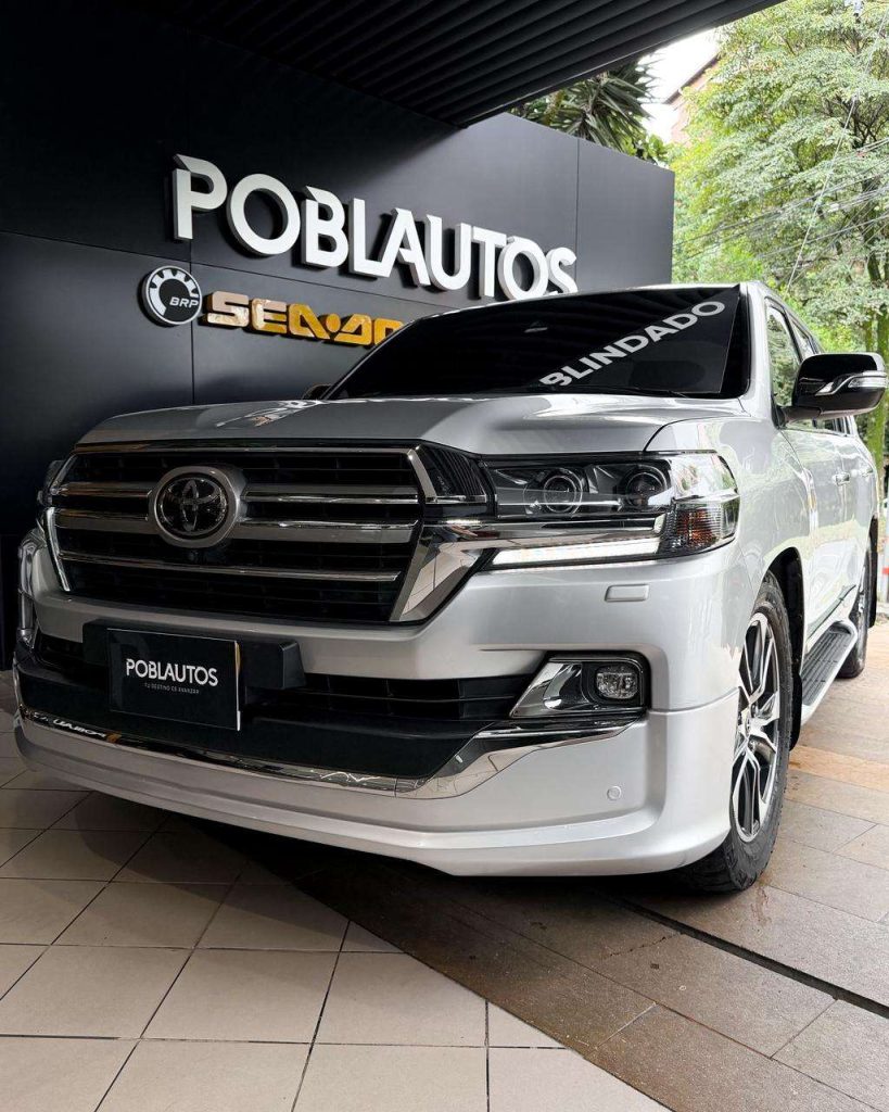 Toyota LC200 E.Lounge 2021