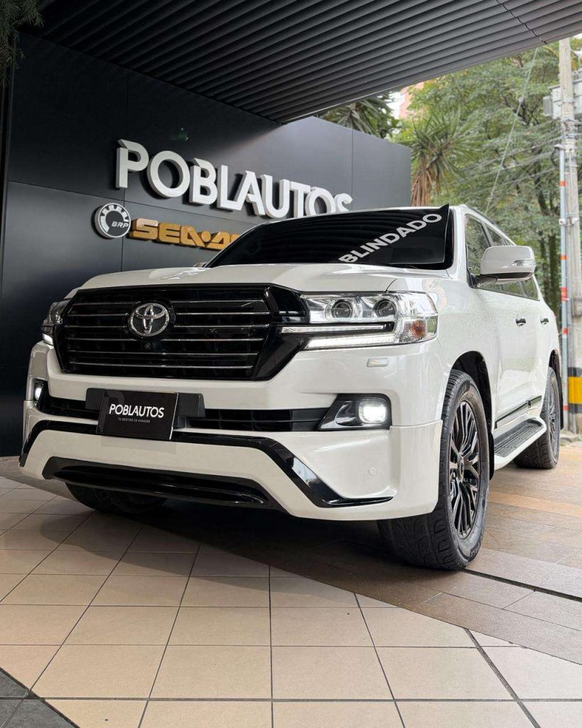 Toyota LC200 VX 2017
